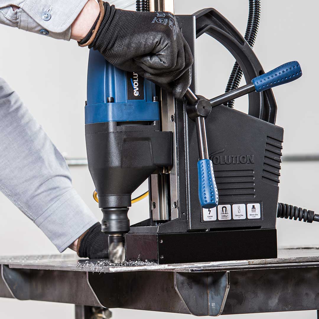 Evolution S28MAG 1-1/8 In. Magnetic Drill w/ Carry Case