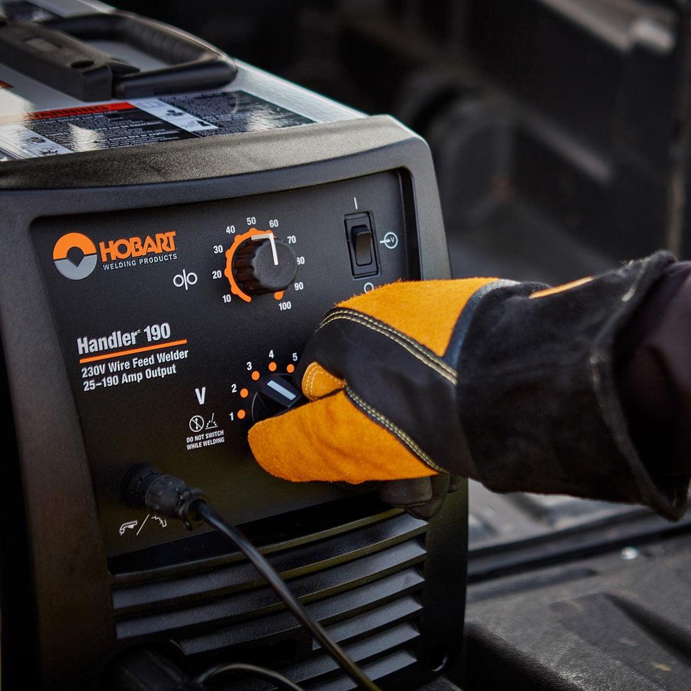 Hobart Handler 190 MIG Welder w/ SpoolRunner 100 - 500554001